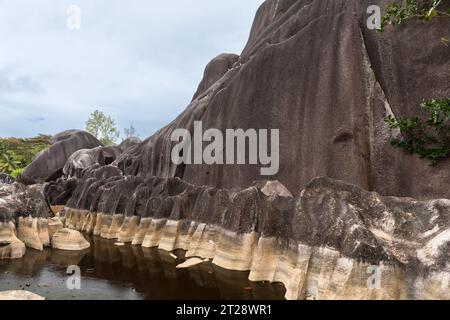 Landscape with the Giant Union Rock. Popular natural landmark of La Digue island, Seychelles Stock Photo