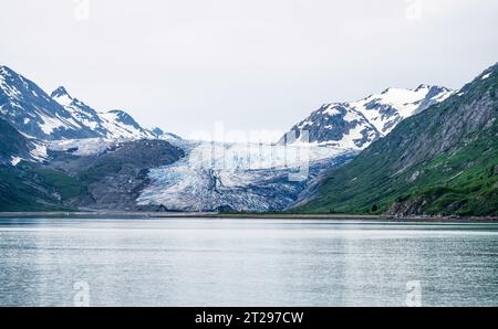 Reid Glacier is 11 miles long, terminating in Reid Inlet, Glacier Bay National Park and Preserve, Alaska, USA. Stock Photo