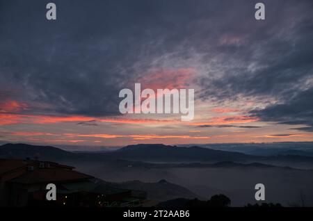 tramonto invernale a San Marino Stock Photo