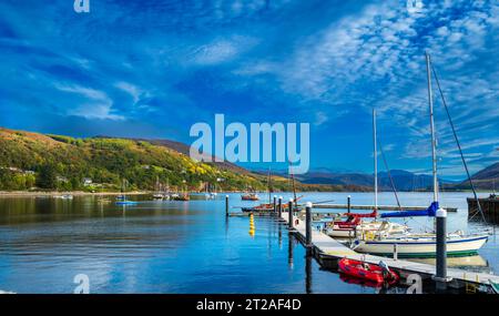 Yachts in the bay at Ullapool, Scottish Highlands Stock Photo