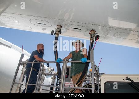 SARP at NASA Armstrong provides eight-week internships for undergraduates to study air quality via airborne science campaigns using the DC-8 laboratory and AEROMMA, collaborating with NOAA scientists. Stock Photo