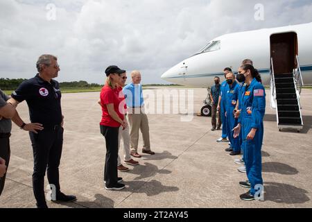 NASA’s SpaceX Crew-7 Crew Arrival at Kennedy Space Center. Leaders from NASA, ESA (European Space Agency), and JAXA (Japanese Aerospace Exploration Agency) greet the crew members of NASA’s SpaceX Crew-7 mission after their arrival to the Florida spaceport on Sunday, Aug. 20, 2023. Crew-7 will launch aboard SpaceX’s Dragon spacecraft on the company’s Falcon 9 rocket. Liftoff is targeted for 3:49 a.m. EDT Friday, Aug. 25, 2023, from Kennedy’s Launch Complex 39A. Stock Photo