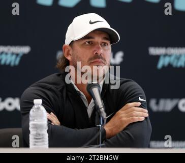 Captain Brooks Koepka Of Smash GC Hits His Shot From The 12th Tee ...