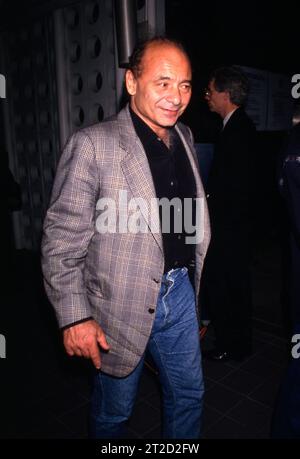 **FILE PHOTO** Burt Young Has Passed Away. Burt Young November 1992. Copyright: xRalphxDominguez/MediaPunchx Credit: Imago/Alamy Live News Stock Photo