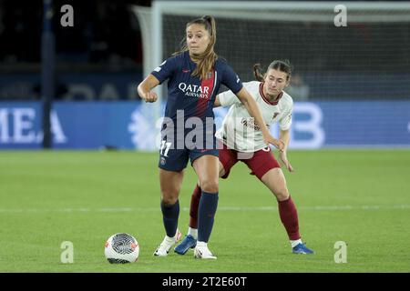 Lieke Martens van Leer of PSG, Hannah Blundell of Manchester United during the UEFA Women's Champions League, Round 2, 2nd leg football match between Paris Saint-Germain and Manchester United on October 18, 2023 at Parc des Princes stadium in Paris, France Stock Photo