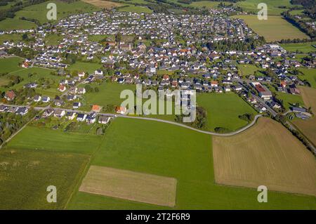 Luftbild, Ortsansicht Ortsteil Garbeck, Balve, Sauerland, Nordrhein-Westfalen, Deutschland ACHTUNGxMINDESTHONORARx60xEURO *** Aerial view, village view district Garbeck, Balve, Sauerland, North Rhine Westphalia, Germany ATTENTIONxMINESTHONORARx60xEURO Stock Photo