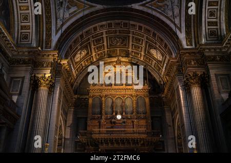 Interior view main organ by Aristide Cavaille-Coll, Eglise de la Madeleine parish church, Sainte-Marie-Madeleine, St Mary Magdalene, Paris, France Stock Photo