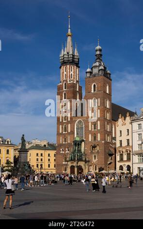 Saint Mary's Basilica and Main Market Square in Kraków, Poland Stock Photo