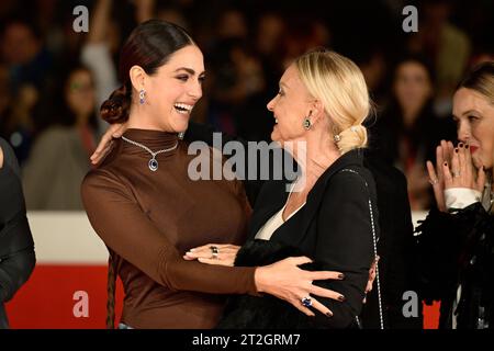 Actress Barbara Bouchet naked in a film Stock Photo - Alamy