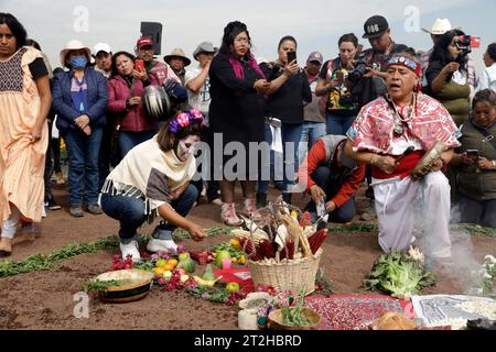 Mexico City, Mexico. 19th Oct, 2023. Columba Lopez, head of the Commission of Natural Resources and Rural Development of Mexico City, inaugurates the flower sales season for the Day of the Dead holiday in a ceremony in San Gregorio Atlapulco in the Xochimilco mayor's office in Mexico City. on October 19, 2023 in Mexico City, Mexico (Credit Image: © Luis Barron/eyepix via ZUMA Press Wire) EDITORIAL USAGE ONLY! Not for Commercial USAGE! Stock Photo