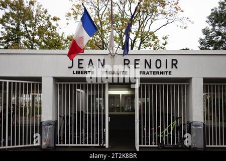 Bondy, France. 20th Oct, 2023. Entrance of the secondary school College-Lycee Jean Renoir in Bondy (Seine-Saint-Denis), near Paris, France, on October 20, 2023, as part of the national human papillomavirus (HPV) vaccination campaign. Aurelien Rousseau used to teach history at the Jean Renoir school when he was a teacher. Photo by Raphael Lafargue/ABACAPRESS.COM Credit: Abaca Press/Alamy Live News Stock Photo