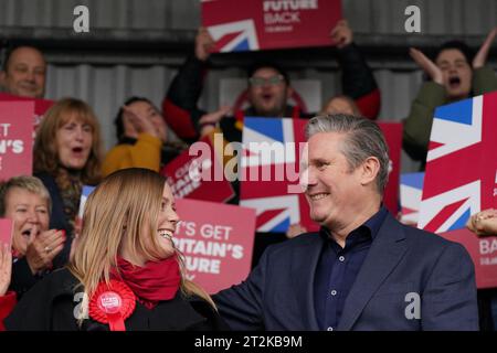 Newly elected Labour MP Sarah Edwards with party leader Sir Keir Starmer at Tamworth Football Club, after winning the Tamworth by-election. Picture date: Friday October 20, 2023. Stock Photo