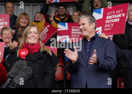 Newly elected Labour MP Sarah Edwards with party leader Sir Keir Starmer at Tamworth Football Club, after winning the Tamworth by-election. Picture date: Friday October 20, 2023. Stock Photo