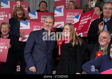 Newly elected Labour MP Sarah Edwards with party leader Sir Keir Starmer at Tamworth Football Club, after winning the Tamworth by-election. Picture date: Friday October 20, 2023. Stock Photo