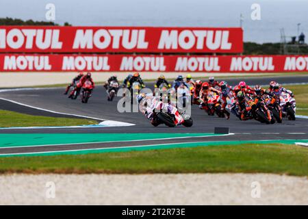 Ventnor, Australia. 21st Oct 2023. 21st October 2023; Phillip Island Grand Prix Circuit, Ventnor, Victoria, Australia; 2023 MotoGP Guru by Gryfyn Australian Motorcycle Grand Prix, Race Day; Start of the race at the Australian MotoGP lead by Jorge Martin Credit: Action Plus Sports Images/Alamy Live News Stock Photo