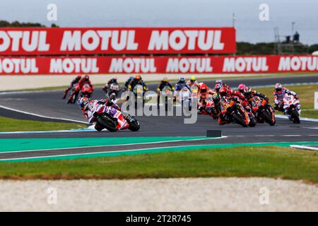 Ventnor, Australia. 21st Oct 2023. 21st October 2023; Phillip Island Grand Prix Circuit, Ventnor, Victoria, Australia; 2023 MotoGP Guru by Gryfyn Australian Motorcycle Grand Prix, Race Day; Start of the race at the Australian MotoGP lead by Jorge Martin Credit: Action Plus Sports Images/Alamy Live News Stock Photo