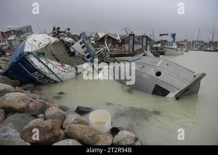 Destruction and flooding after the violent weather in Roedvig on Stevns, Saturday 21 October 2023. Roedvig is located on Stevns. (Photo: Nils Meilvang/Scanpix 2023) Stock Photo