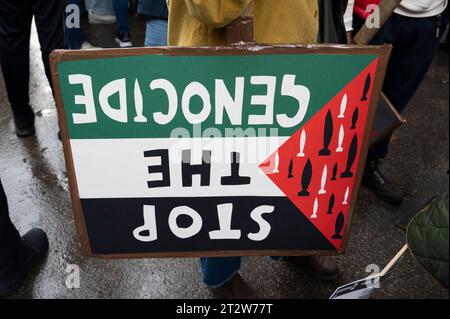 On October 21st 2023 an estimated 100,000 people marched through Central London in support of Palestine and demanding an end to the bombing of Gaza. Stock Photo