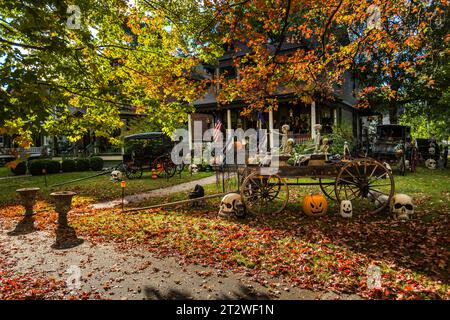Apartment building in Traverse City with lavish Halloween decorations in the front garden. Halloween decorations in front yard of Traverse City housing development of Traverse City, Michigan, United States Stock Photo
