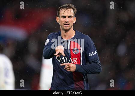 Paris, France. 21st Oct, 2023. Paris Saint-Germain's Fabian Ruiz celebrates his goal during the French League 1 football match between Paris-Saint Germain (PSG) and Strasbourg (RCSA) at Parc de Prines in Paris, France, Oct. 21, 2023. Credit: Jack Chan/Xinhua/Alamy Live News Stock Photo