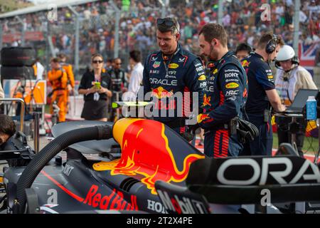 Oracle Red Bull Racing team on the Sprint Race Grid during Saturday Sprint Race of FORMULA 1 LENOVO UNITED STATES GRAND PRIX 2023 - Oct19 to Oct22 2023 Circuit of Americas, Austin, Texas, USA Stock Photo