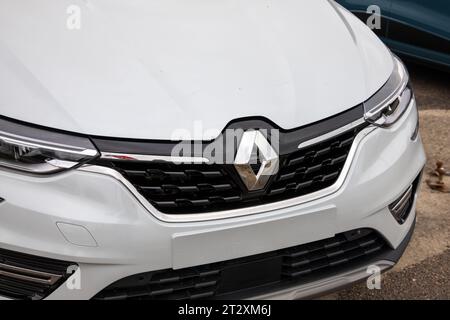 Bordeaux , France - 10 19 2023 : Renault arkana car sign logo and brand text French multinational automobile manufacturer Stock Photo