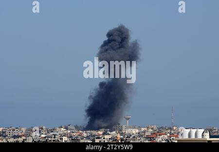 Gaza, Palestine. 21st Oct, 2023. Smoke rises after an air strike on Rafah City southern Gaza Strip. Credit: SOPA Images Limited/Alamy Live News Stock Photo