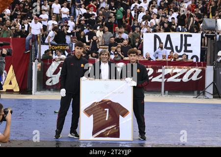 Rome, Italy. 22nd Oct, 2023. during the 9th day of the Serie A Championship between A.S. Roma - A.C. Monza on October 21, 2023 at the Olympic Stadium in Rome, Italy. Credit: Independent Photo Agency/Alamy Live News Stock Photo