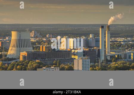 Vattenfall Kraftwerk Reuter, Grunewald, Charlottenburg-Wilmersdorf, Berlin, Deutschland *** Vattenfall Reuter Power Station, Grunewald, Charlottenburg Wilmersdorf, Berlin, Germany Credit: Imago/Alamy Live News Stock Photo