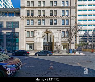 Downtown Trenton: Trenton Trust Company is a landmark commercial high-rise; the stone-clad building has a two-story arched entry on West State Street. Stock Photo