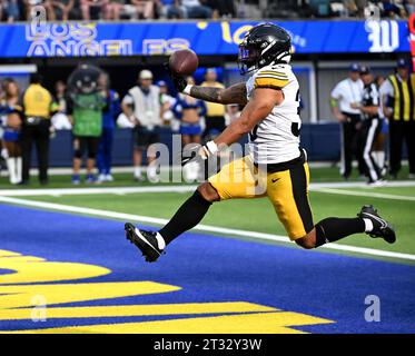 Inglewood, United States. 22nd Oct, 2023. Pittsburgh Steelers running back Jaylen Warren celebrates after scoring a fourth quarter touchdown against the Rams at SoFi Stadium in Inglewood, California Sunday, October 22, 2023. The Steelers defeated the Rams 24-17. Photo by Jon SooHoo/UPI Credit: UPI/Alamy Live News Stock Photo