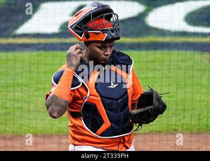 Houston, United States. 22nd Oct, 2023. Houston Astros catcher Martin Maldonado examines his PitchCom communication device in the eighth inning against the Texas Rangers in game six of the ALCS at Minute Maid Park in Houston on Sunday, October 22, 2023. Photo by Kevin M. Cox/UPI Credit: UPI/Alamy Live News Stock Photo