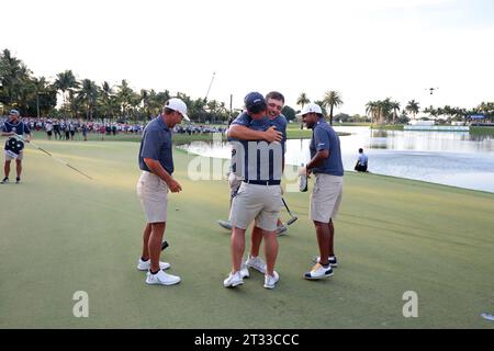 Miami, United States Of America. 22nd Oct, 2023. DORAL, FLORIDA - OCTOBER 22: Captain Bryson DeChambeau of Crushers GC celebrates with teammates after they won during Day Three of the LIV Golf Invitational - Miami Team Championship at Trump National Doral Miami on October 22, 2023 in Doral, Florida. (Photo by Alberto E. Tamargo/Sipa USA) Credit: Sipa USA/Alamy Live News Stock Photo