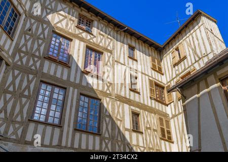 Distinctive, half-timbered, terraced houses on Coeur du Temple, in Limoges, in the Nouvelle-Aquitaine region of France. Stock Photo