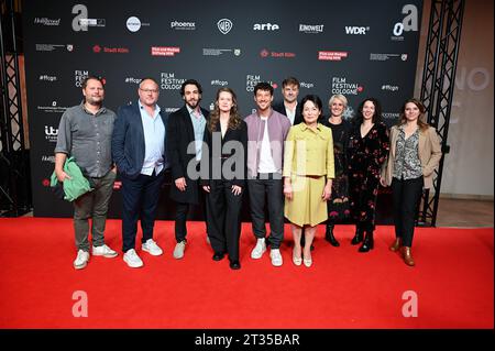 Cast und Crew mit Schauspielerin Marlene Tanczik, Regisseur Hannu ...