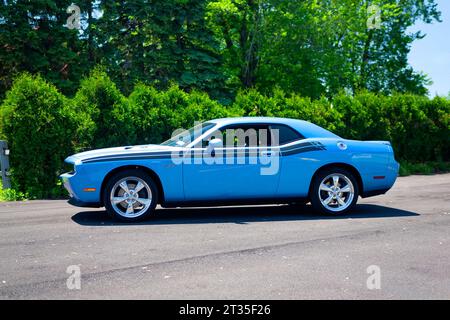 The 2009 Dodge Challenger is a muscle car that revives the classic