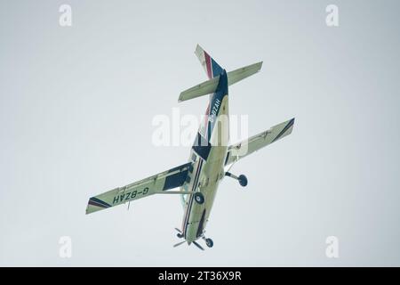 Cessna 208b Grand Caravan G-BZAH light aircraft descending to land Stock Photo