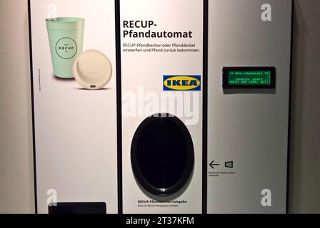 Pfandautomat hi-res stock photography and images - Alamy