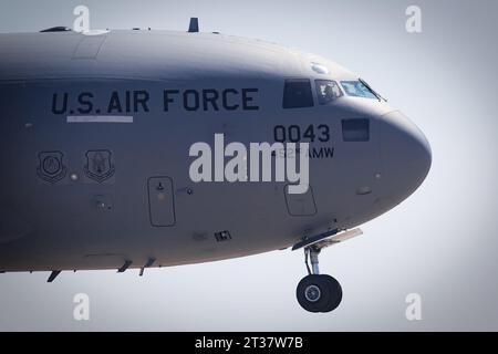 Miramar, California, USA - September 24, 2023: A US Air Force C-17 Globemaster arrives for America's Airshow 2023. Stock Photo