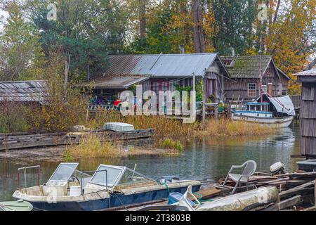 Rustic cabins on stilts at Finn Slough in Richmond British Columbia Canada Stock Photo