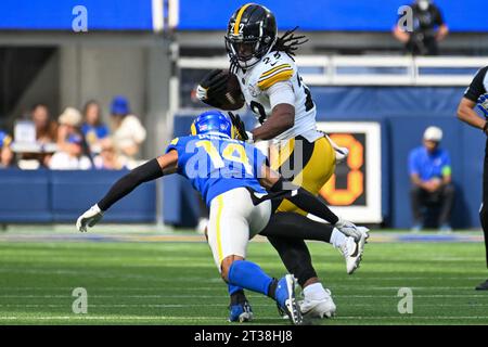 Pittsburgh Steelers running back Najee Harris (22) during an NFL football game against the Los Angeles Rams, Sunday, Oct. 22, 2023, in Inglewood, Cali Stock Photo