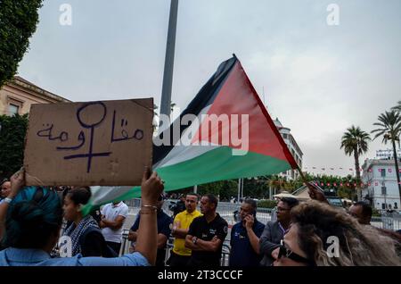 Tunis, Tunisia. 24th Oct, 2023. October 24, 2023: Tunis, Tunisia. 24 October 2023. A large protest is held outside the French embassy in Tunis to condemn France's support for the ongoing Israeli offensive in the Gaza Strip. The demonstration took place during French president Emanuel Macron's visit to Israel, during which he expressed his unconditional support for Israel' fight against the Palestinian militant group of Hamas in Gaza (Credit Image: © Hasan Mrad/IMAGESLIVE via ZUMA Press Wire) EDITORIAL USAGE ONLY! Not for Commercial USAGE! Credit: ZUMA Press, Inc./Alamy Live News Stock Photo