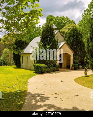 Cedar Creek Estate Church for hire to get married in Queensland, Australia Stock Photo