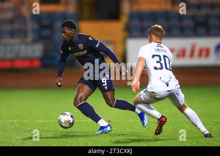 Dens Park, Dundee, UK. 24th Oct, 2023. Scottish Premiership Football, Dundee versus Ross County; Amadou Bakayoko of Dundee takes on Dylan Smith of Ross County Credit: Action Plus Sports/Alamy Live News Stock Photo