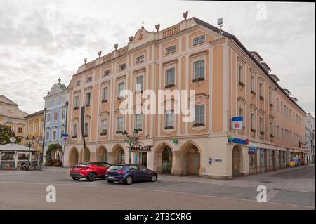 Building on the main square, Enns, considered to be the oldest town in Austria, located on the Danube and Enns, town charter from 1212, Enns Stock Photo