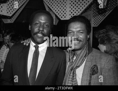 **FILE PHOTO** Richard Roundtree Has Passed Away. Richard Roundtree and Billy Dee Williams Circa 1980's Credit: Ralph Dominguez/MediaPunch Stock Photo