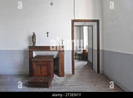 Neuville-sous-Montreuil (northern France), July 20, 2021: Chartreuse Notre-Dame des Pres, Carthusian monastery (Charterhouse). Building under restorat Stock Photo