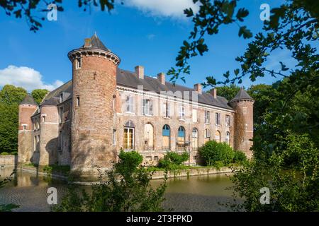 France, Nord, Esquelbecq, favorite village of the French 2023, Esquelbecq castle Stock Photo