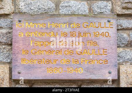 France, Ille et Vilaine, Broceliande Country, Paimpont, commemorative plaque on the wall of the house where Jeanne de Gaulle, General de Gaulle's mother, lived Stock Photo