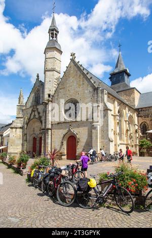 France, Morbihan, Malestroit, Bouffay square and church Saint-Gilles Stock Photo